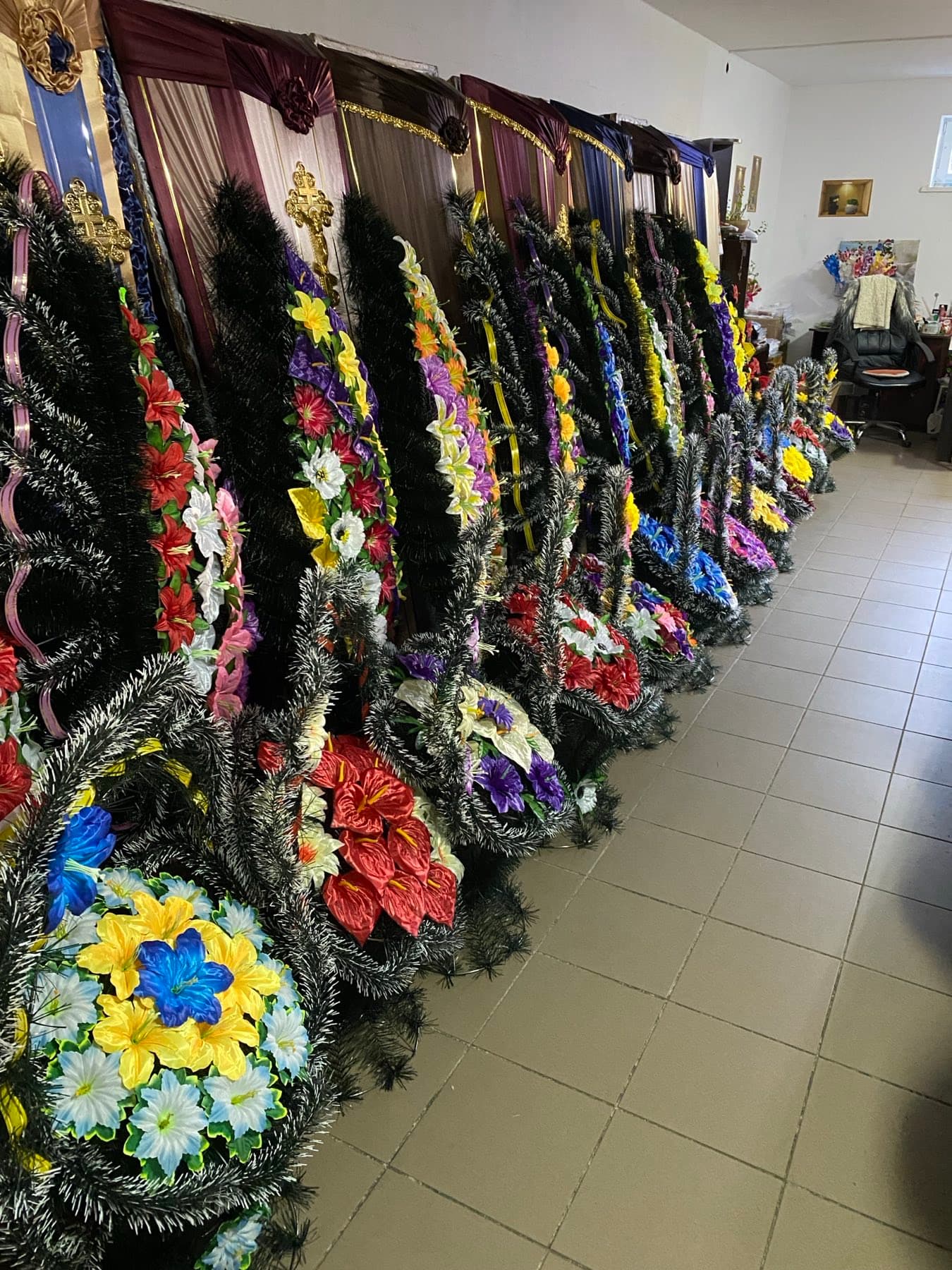 Широкий вибір вінків